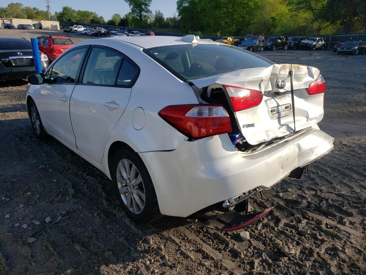 Photo 3 from auction – 2016 KIA FORTE LX with VIN KNAFX4A66G5551849