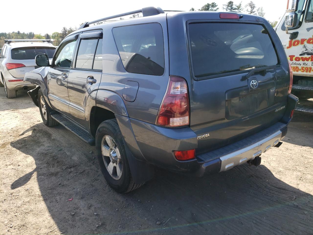 Photo 3 from auction – 2003 TOYOTA 4RUNNER SR with VIN JTEBU14RX38010189