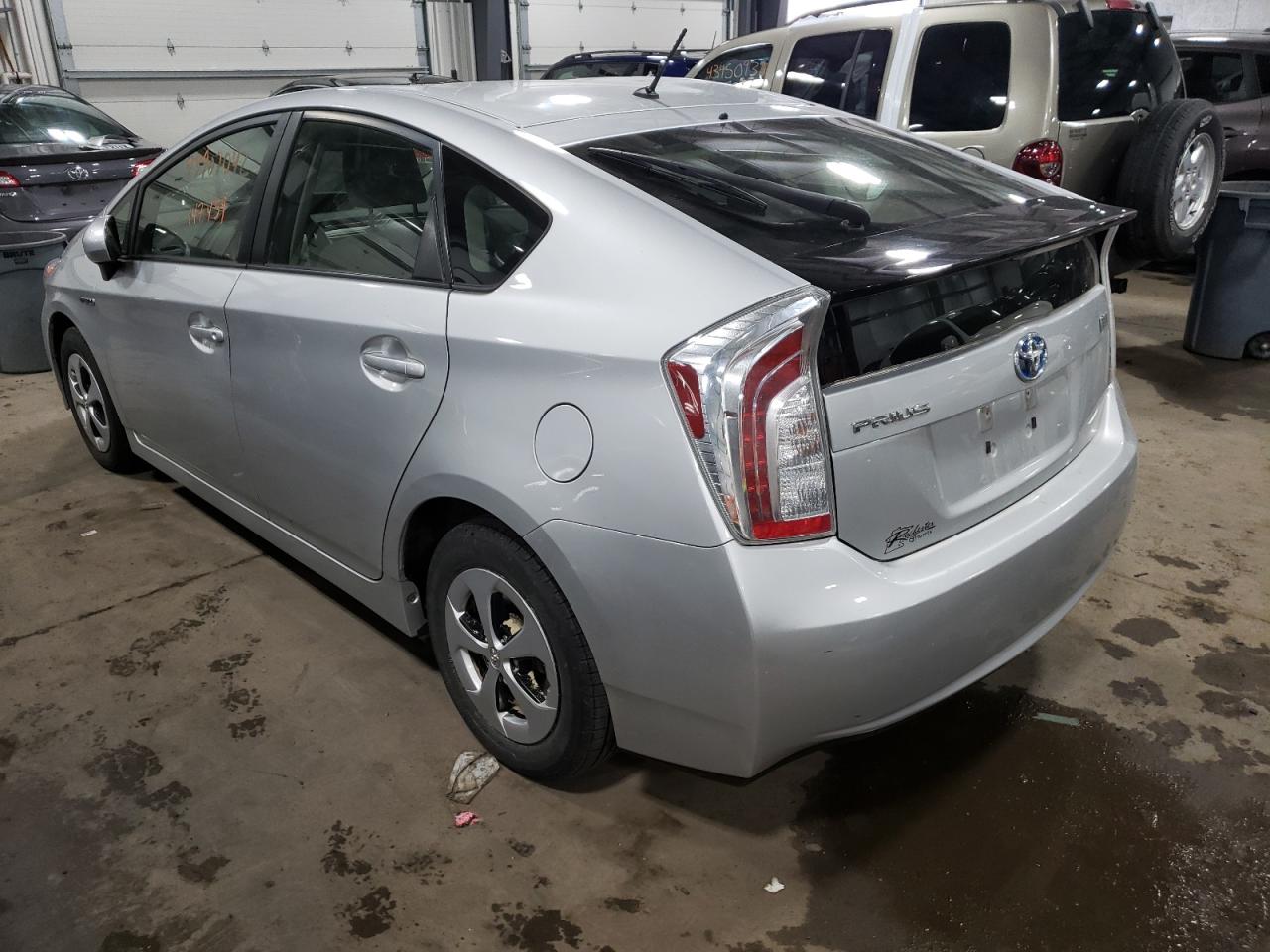 Photo 3 from auction – 2012 TOYOTA PRIUS with VIN JTDKN3DU0C1542318