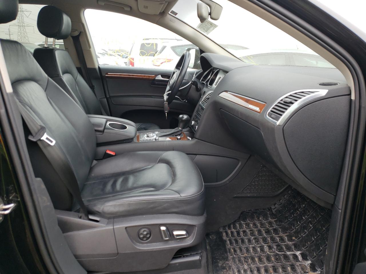 Photo 5 from auction – 2015 AUDI Q7 TDI PRE with VIN WA1LMAFE0FD005222