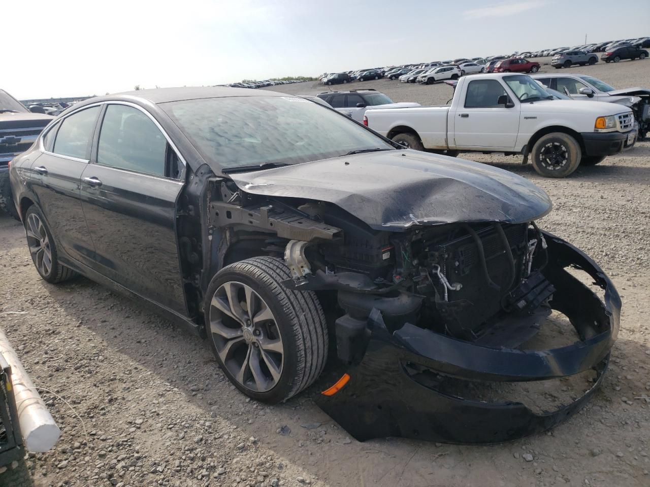 CHRYSLER 200 C 2015 with VIN 1C3CCCCG6FN565447 - Photo from auction