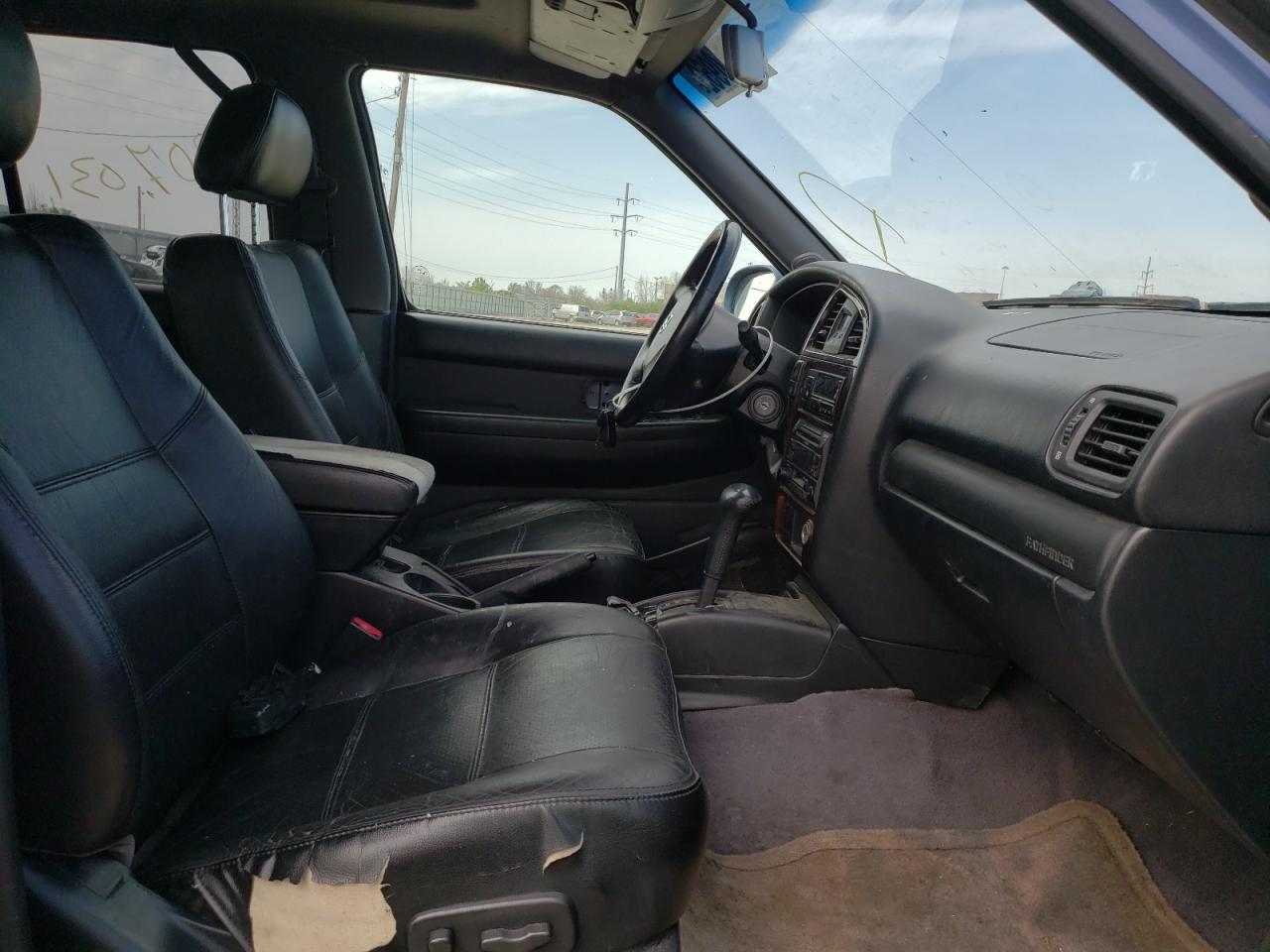 Photo 5 from auction – 2002 NISSAN PATHFINDER with VIN JN8DR09X02W664486