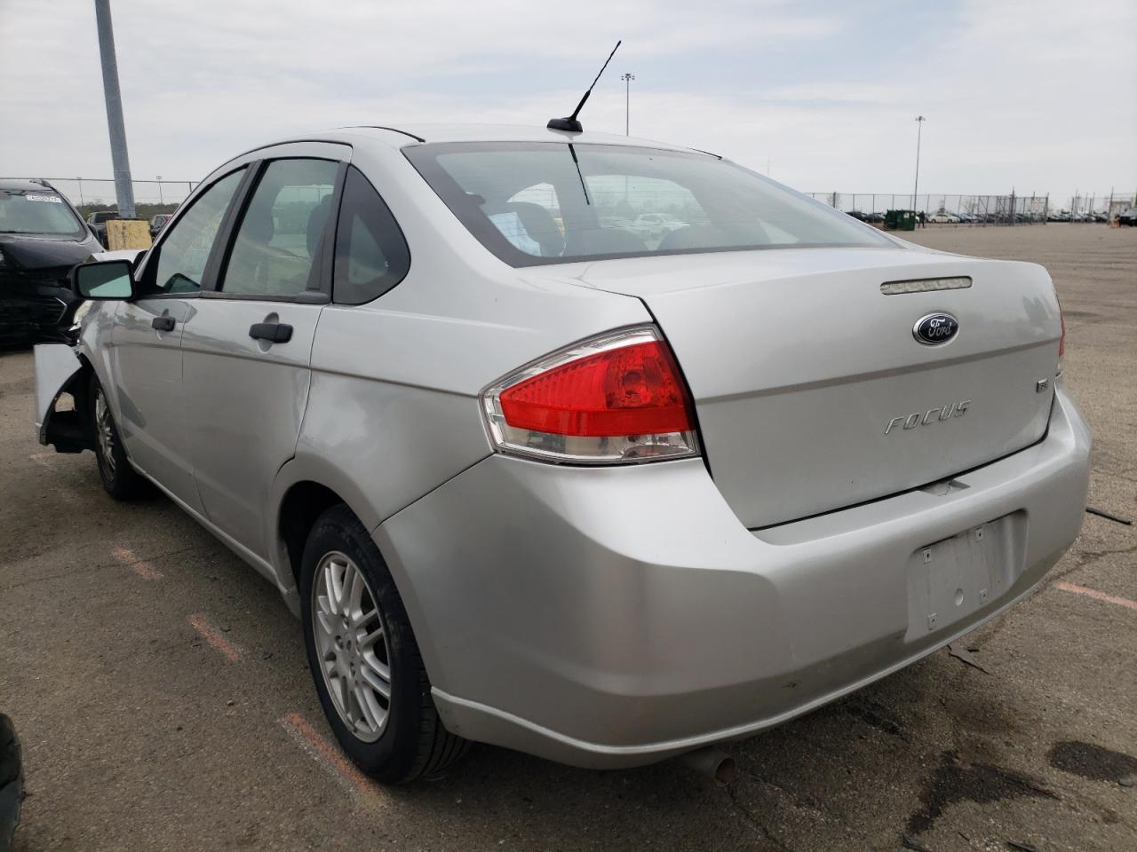 Photo 3 from auction – 2010 FORD FOCUS SE with VIN 1FAHP3FN9AW295493