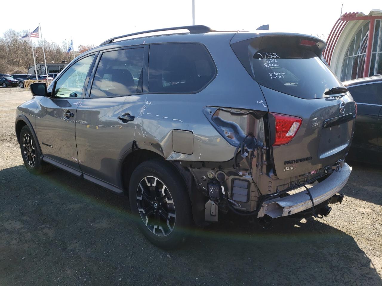 Photo 3 from auction – 2020 NISSAN PATHFINDER with VIN 5N1DR2CM8LC591226