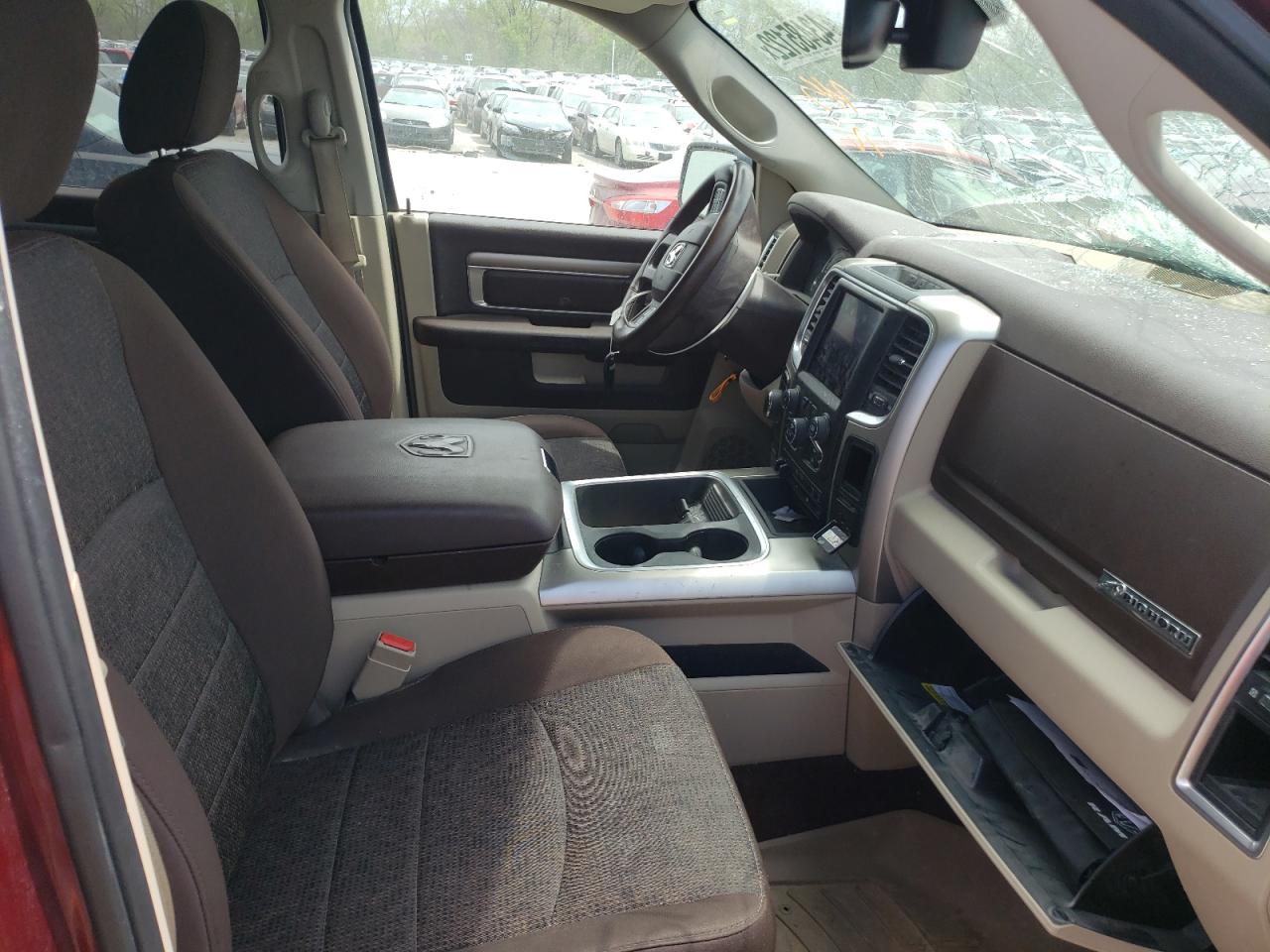Photo 5 from auction – 2019 RAM 1500 CLASS with VIN 1C6RR7LT9KS519591