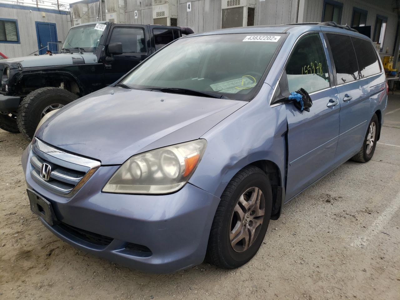 Photo 2 from auction – 2006 HONDA ODYSSEY EX with VIN 5FNRL38786B104649