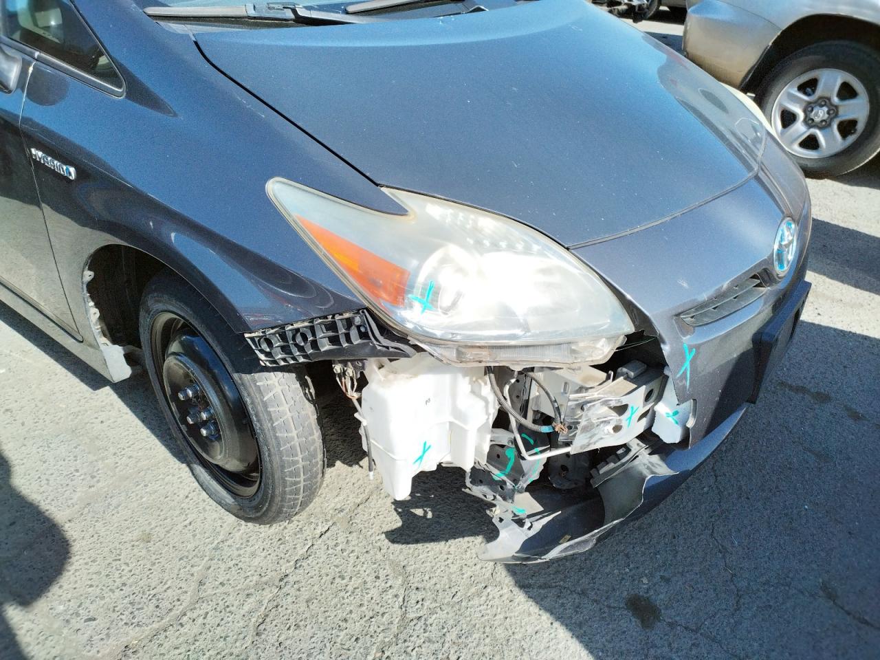 Photo 9 from auction – 2011 TOYOTA PRIUS with VIN JTDKN3DU8B0254003