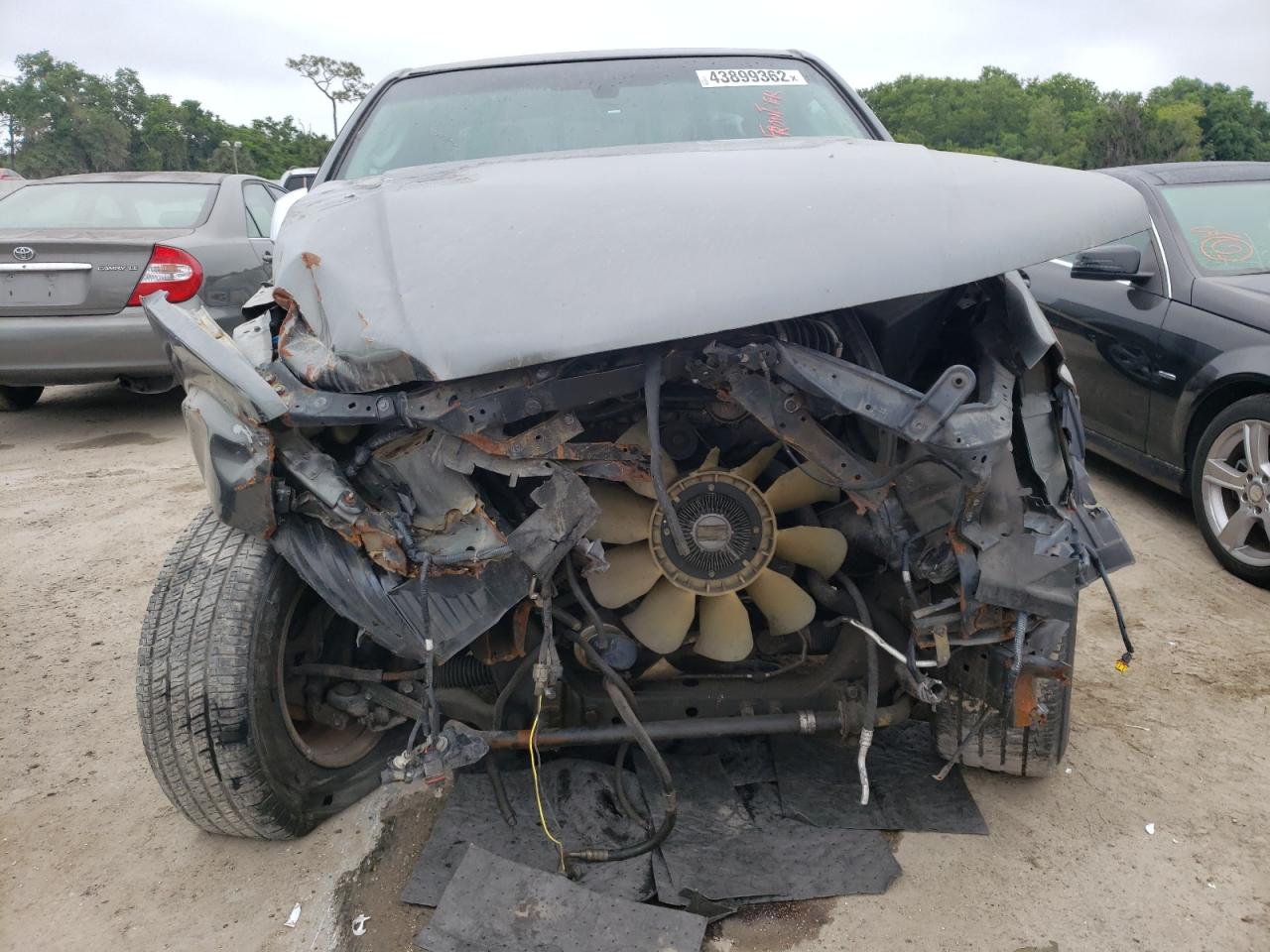 Photo 9 from auction – 2005 NISSAN FRONTIER K with VIN 1N6AD06U15C446163