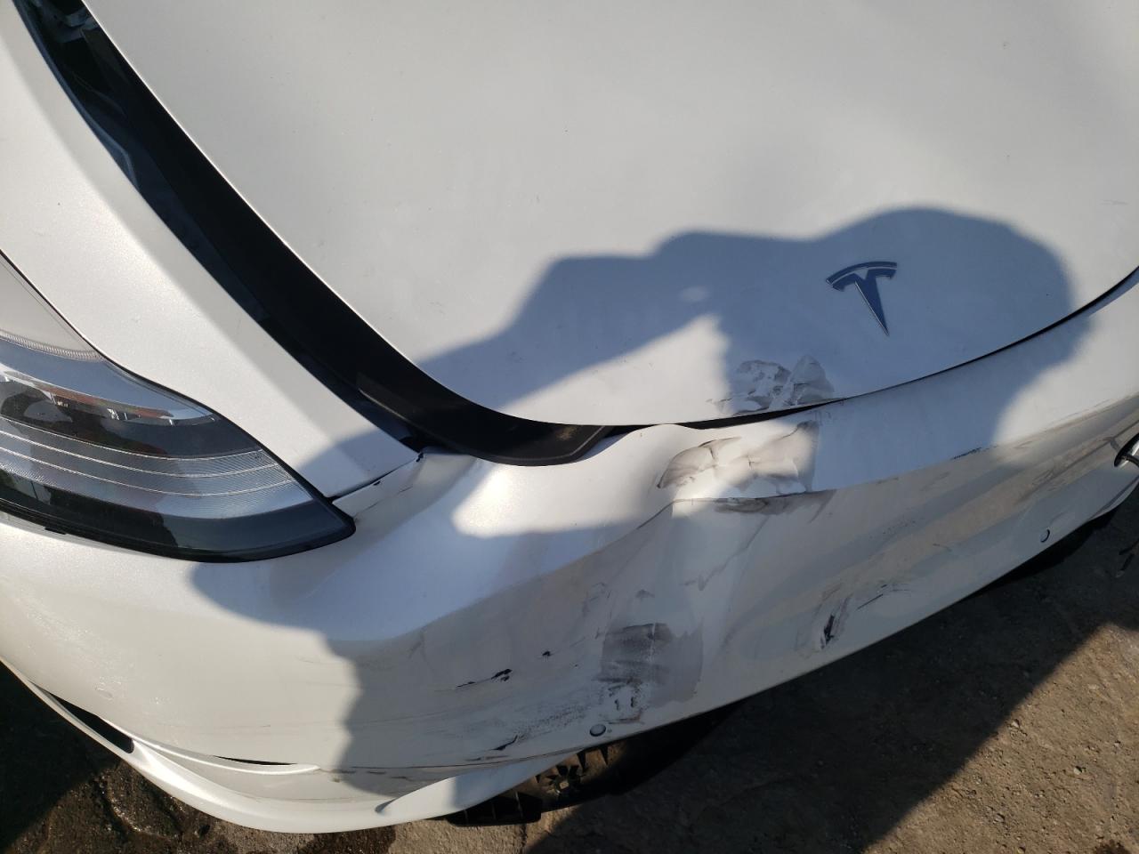 Photo 9 from auction – 2022 TESLA MODEL Y with VIN 7SAYGAEEXNF330295