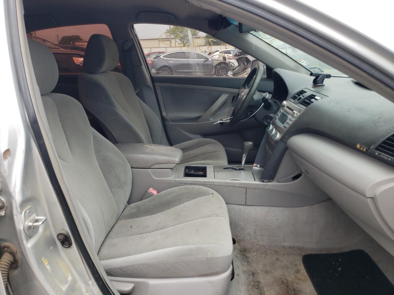 Photo 5 from auction – 2007 TOYOTA CAMRY CE with VIN 4T1BE46K67U169464