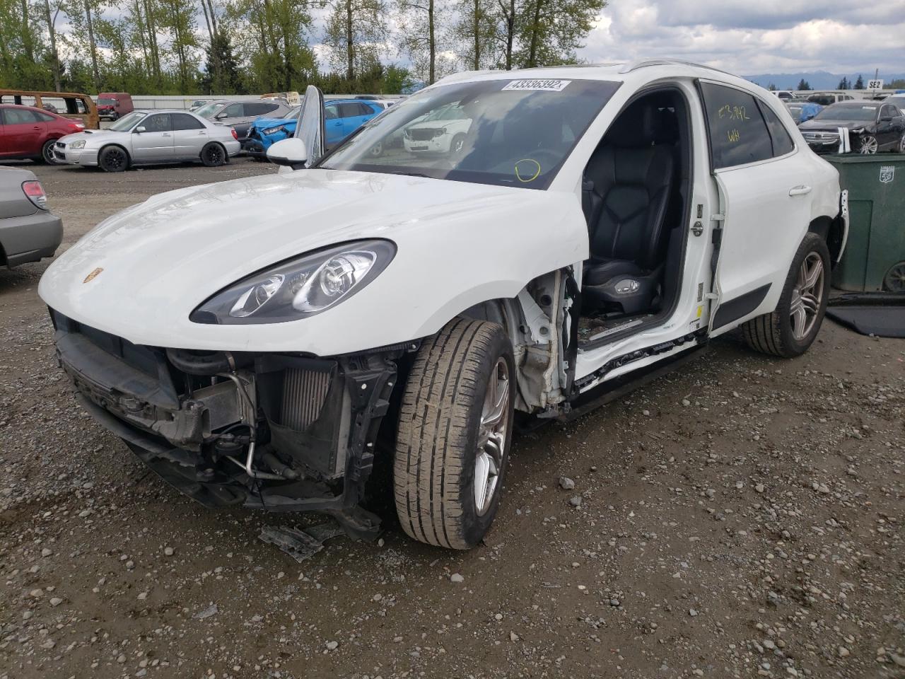 Photo 9 from auction – 2016 PORSCHE MACAN S with VIN WP1AB2A53GLB57677