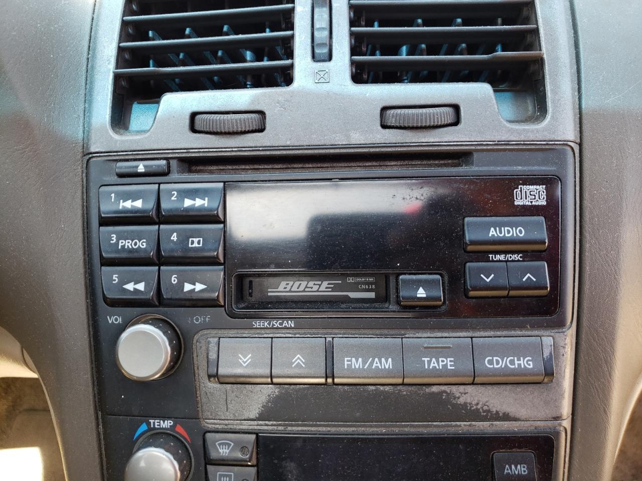 Photo 9 from auction – 2000 NISSAN MAXIMA GLE with VIN JN1CA31D8YT724643