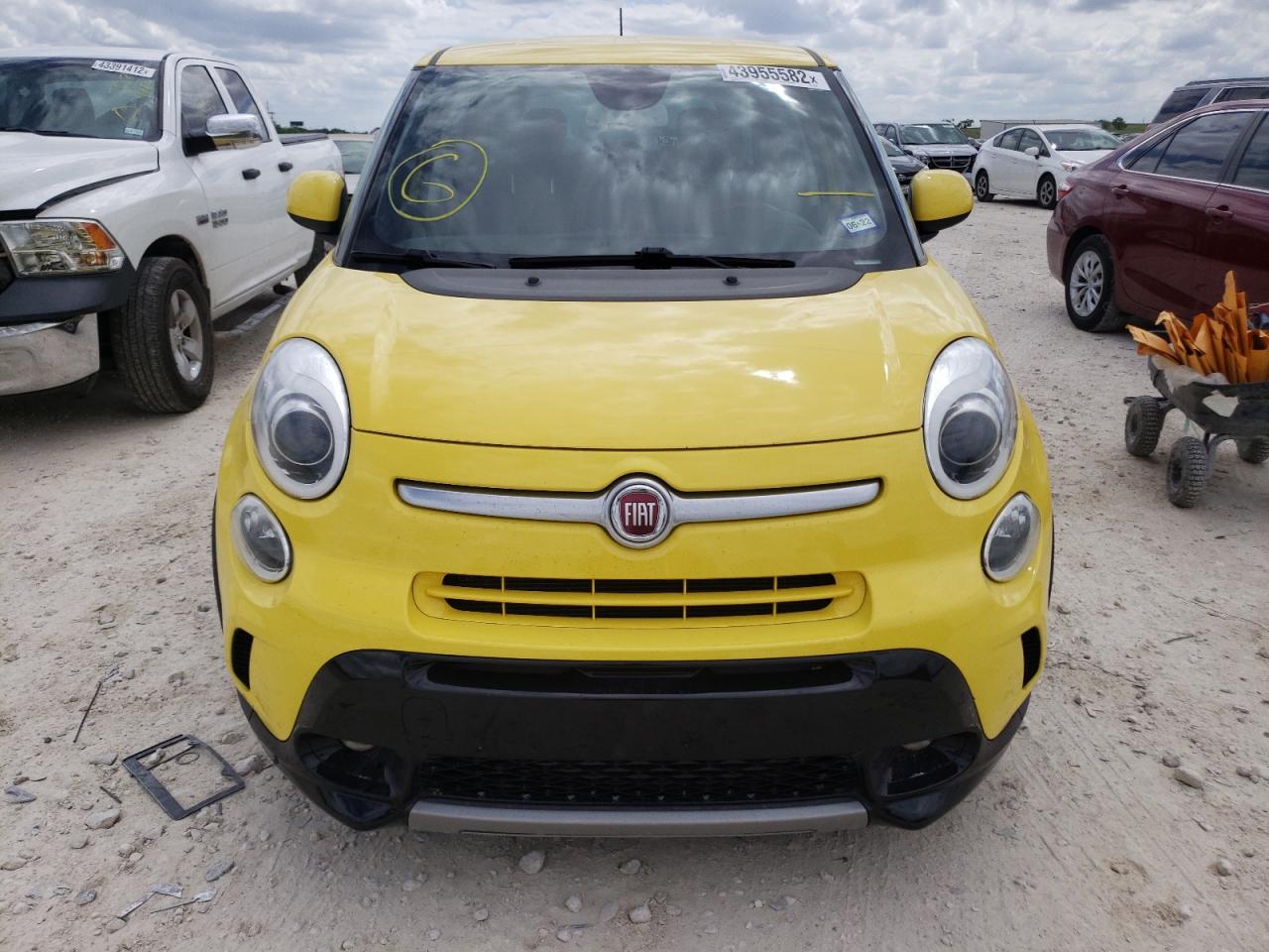 Photo 9 from auction – 2014 FIAT 500L TREKK with VIN ZFBCFADH8EZ021444