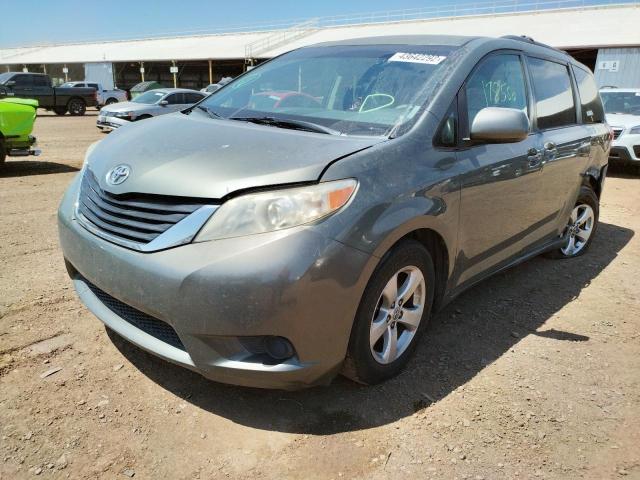 Photo 2 from auction – 2013 TOYOTA SIENNA LE with VIN 5TDKK3DC2DS343050