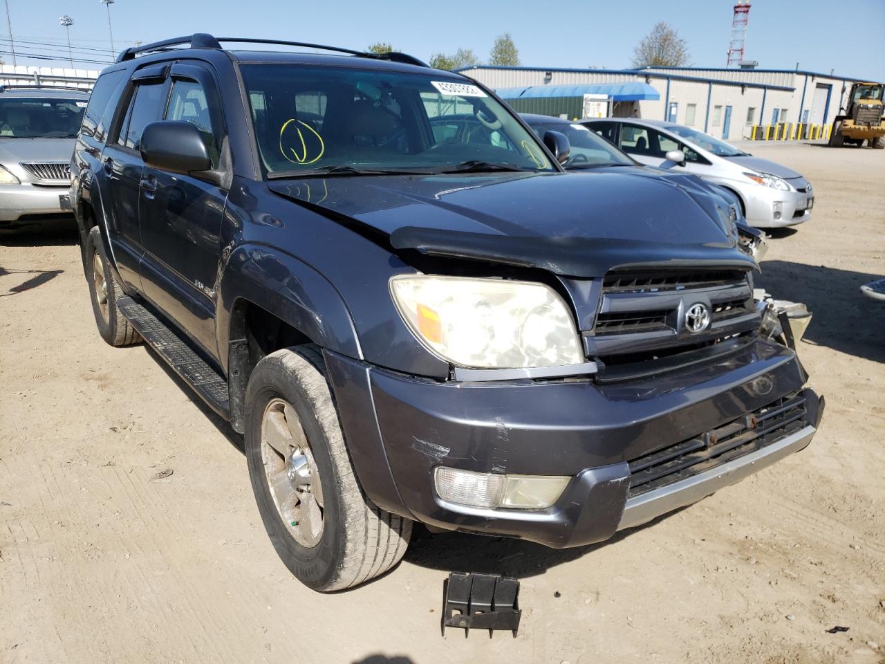 TOYOTA 4RUNNER SR 2003 with VIN JTEBU14RX38010189 - Photo from auction