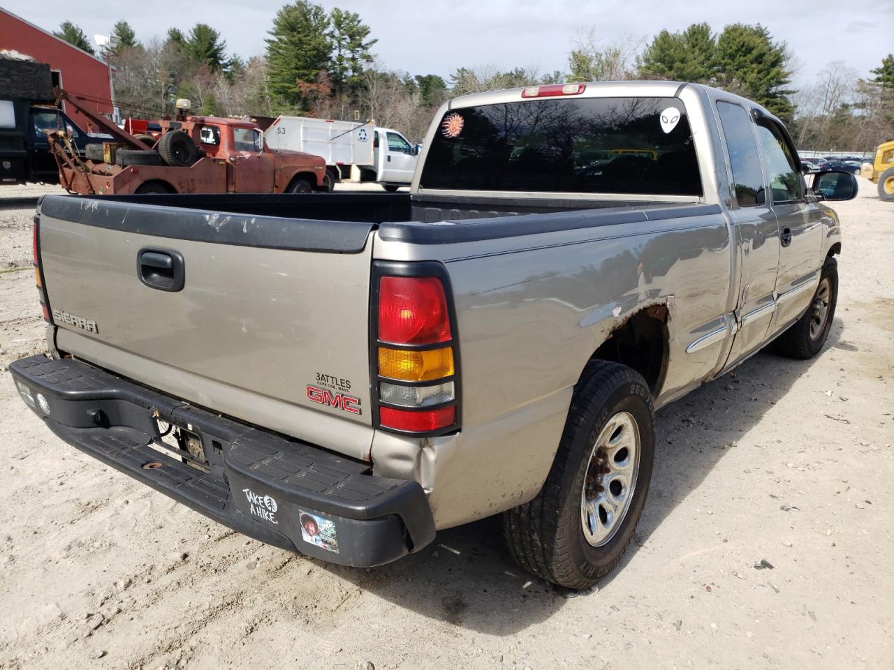 Photo 4 from auction – 2002 GMC NEW SIERRA with VIN 2GTEC19V821125773