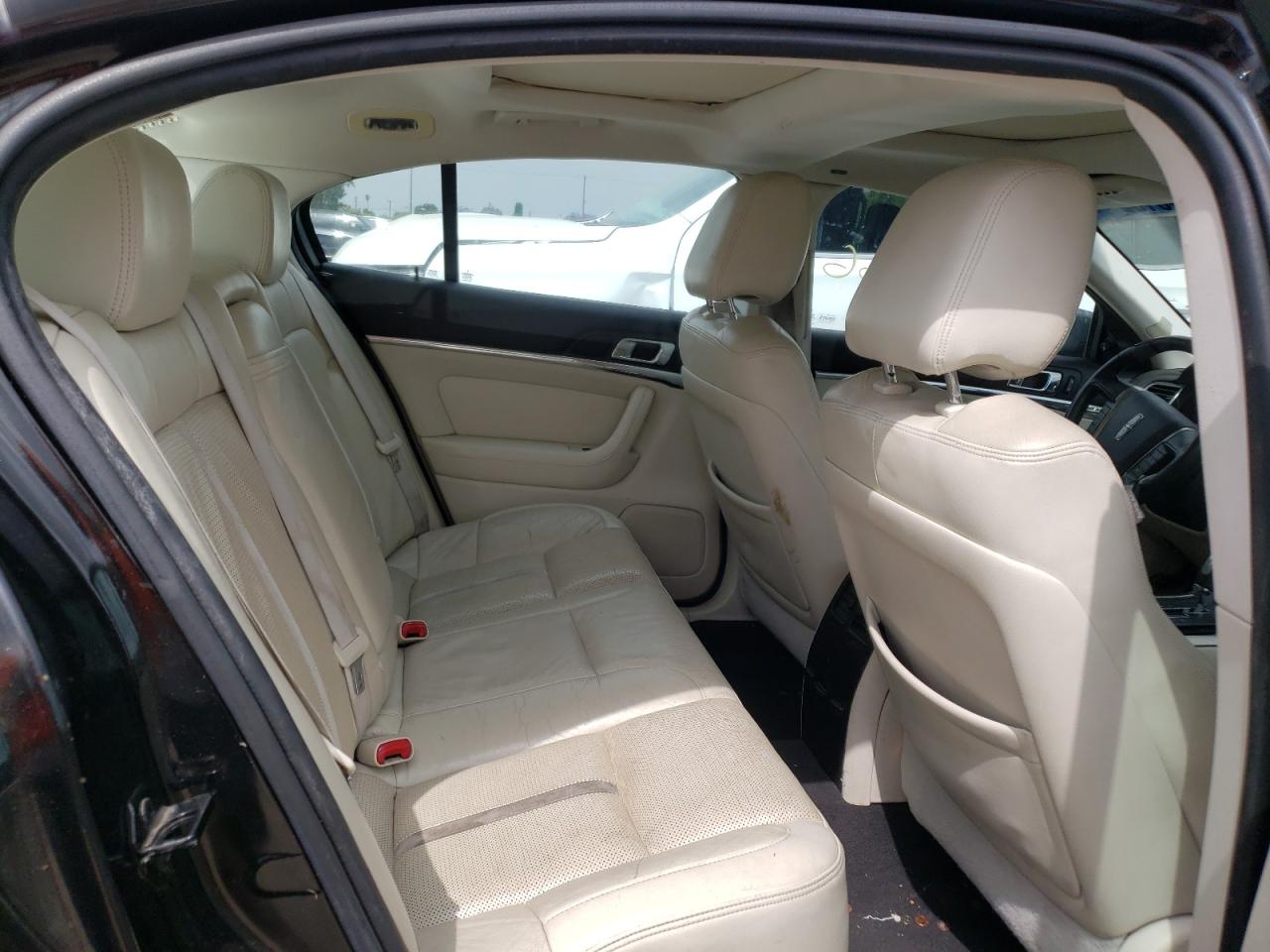Photo 6 from auction – 2009 LINCOLN MKS with VIN 1LNHM94R19G635071