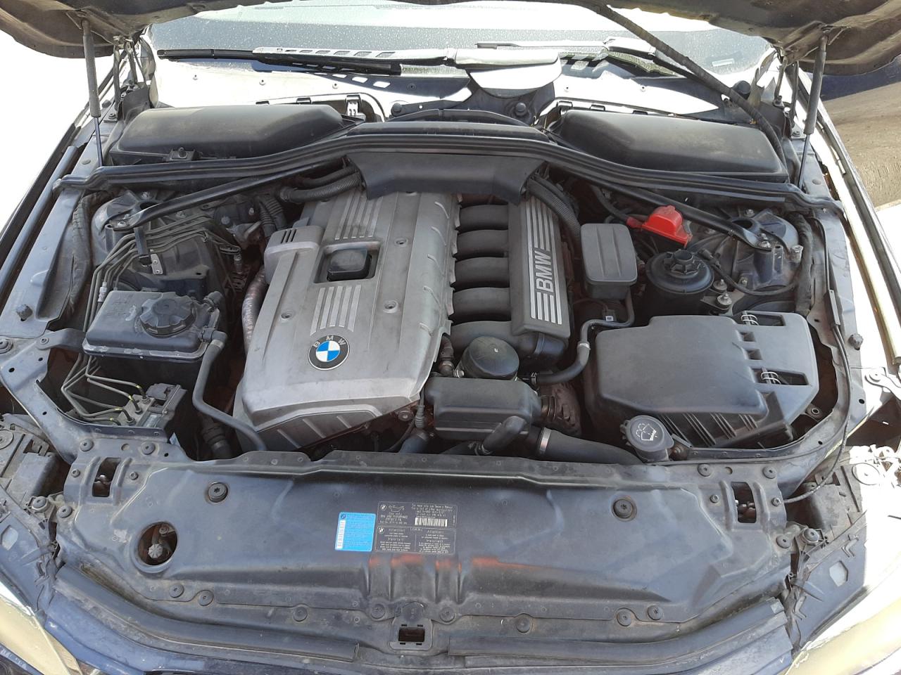 Photo 7 from auction – 2006 BMW 530 I with VIN WBANE73556CM41425