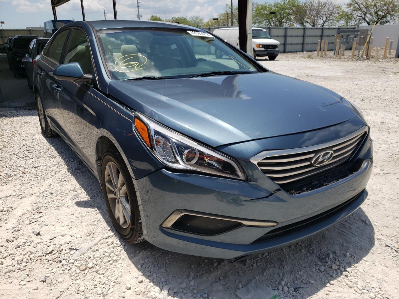 HYUNDAI SONATA SE 2016 with VIN 5NPE24AF7GH323274 - Photo from auction