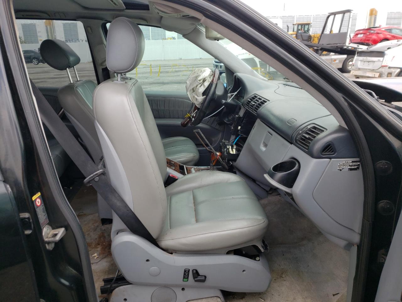 Photo 19 from auction – 2001 MERCEDES-BENZ ML 320 with VIN 4JGAB54E01A262657