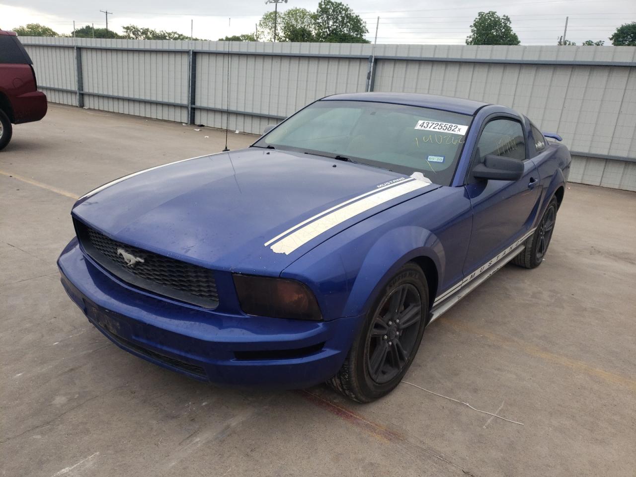 Photo 2 from auction – 2005 FORD MUSTANG with VIN 1ZVFT80N055140262