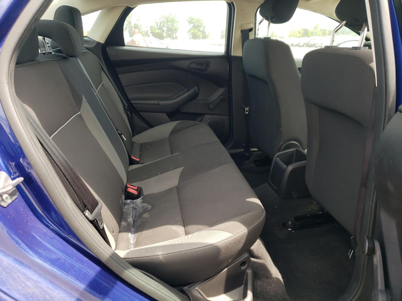 Photo 6 from auction – 2012 FORD FOCUS S with VIN 1FAHP3E28CL433603