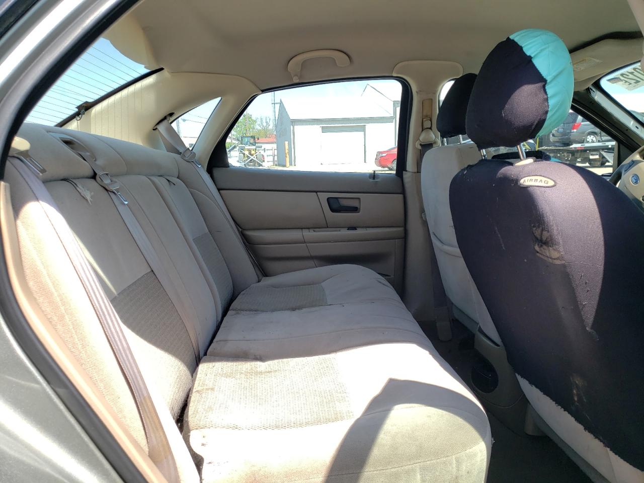 Photo 6 from auction – 2003 FORD TAURUS SES with VIN 1FAFP55U03A270168