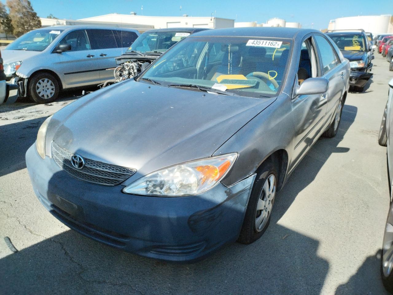 Photo 2 from auction – 2003 TOYOTA CAMRY with VIN 4T1BE32K93U696294