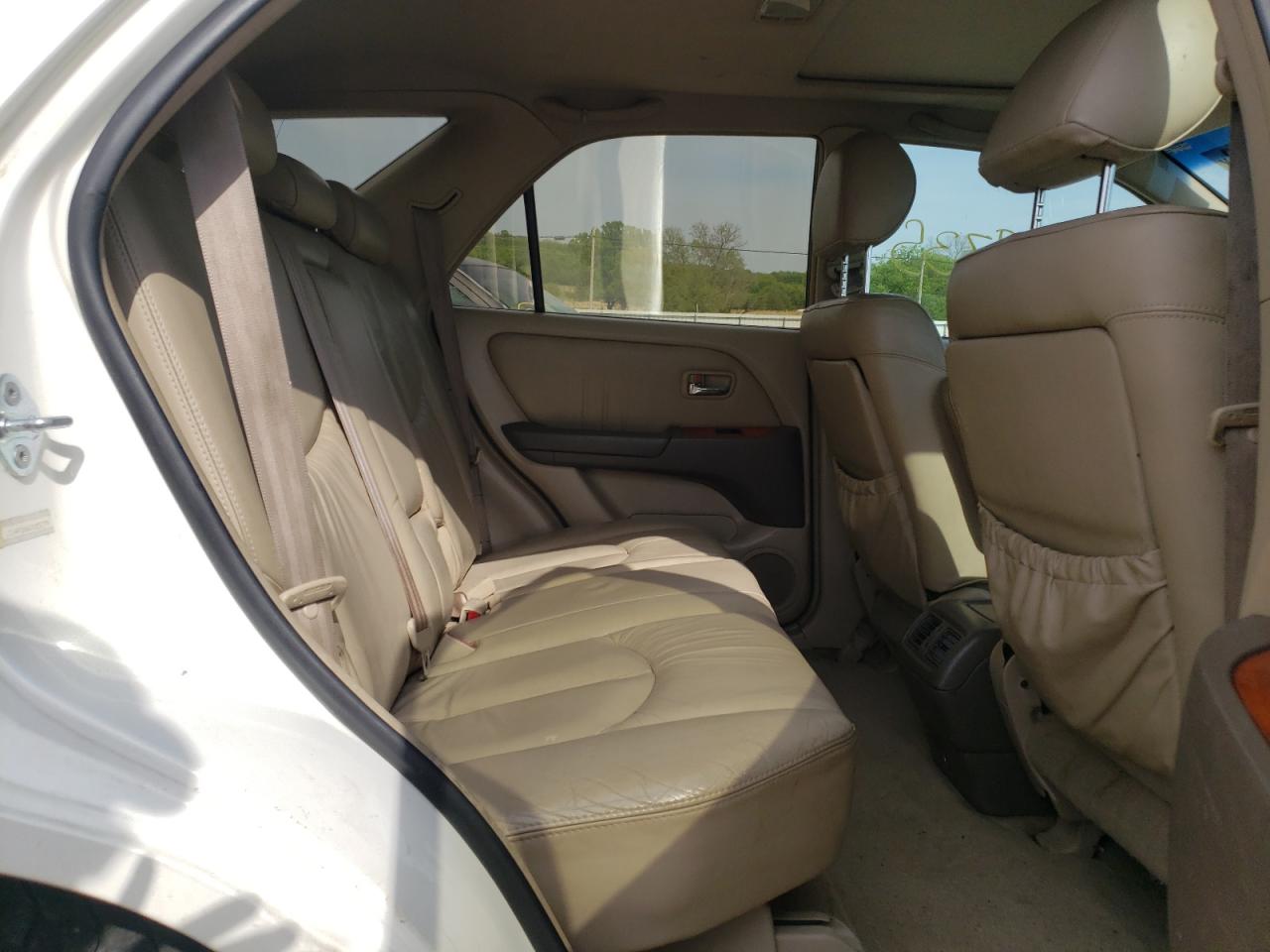 Photo 6 from auction – 2002 LEXUS RX300 with VIN JTJHF10U420252778