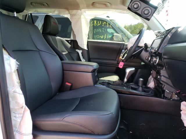 Photo 5 from auction – 2021 TOYOTA 4RUNNER SR with VIN JTERU5JRXM5874818