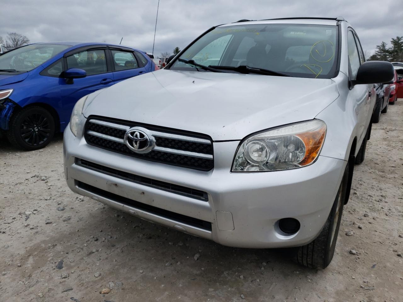 Photo 9 from auction – 2007 TOYOTA RAV4 with VIN JTMZD33V176033925