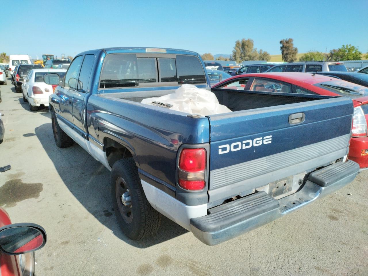 Photo 3 from auction – 2001 DODGE RAM 1500 with VIN 3B7HC13Y91G238492