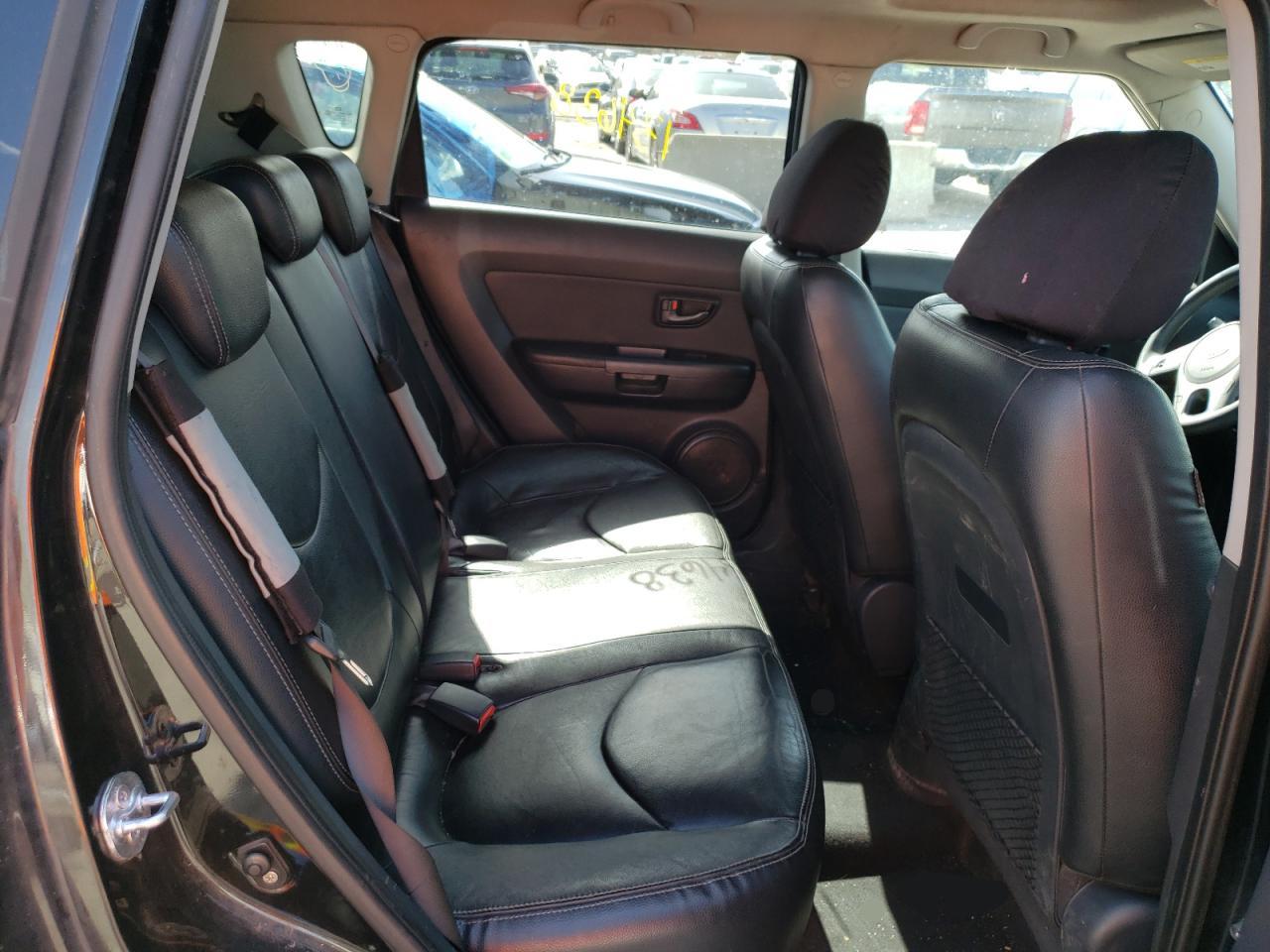 Photo 6 from auction – 2010 KIA SOUL + with VIN KNDJT2A21A7124908