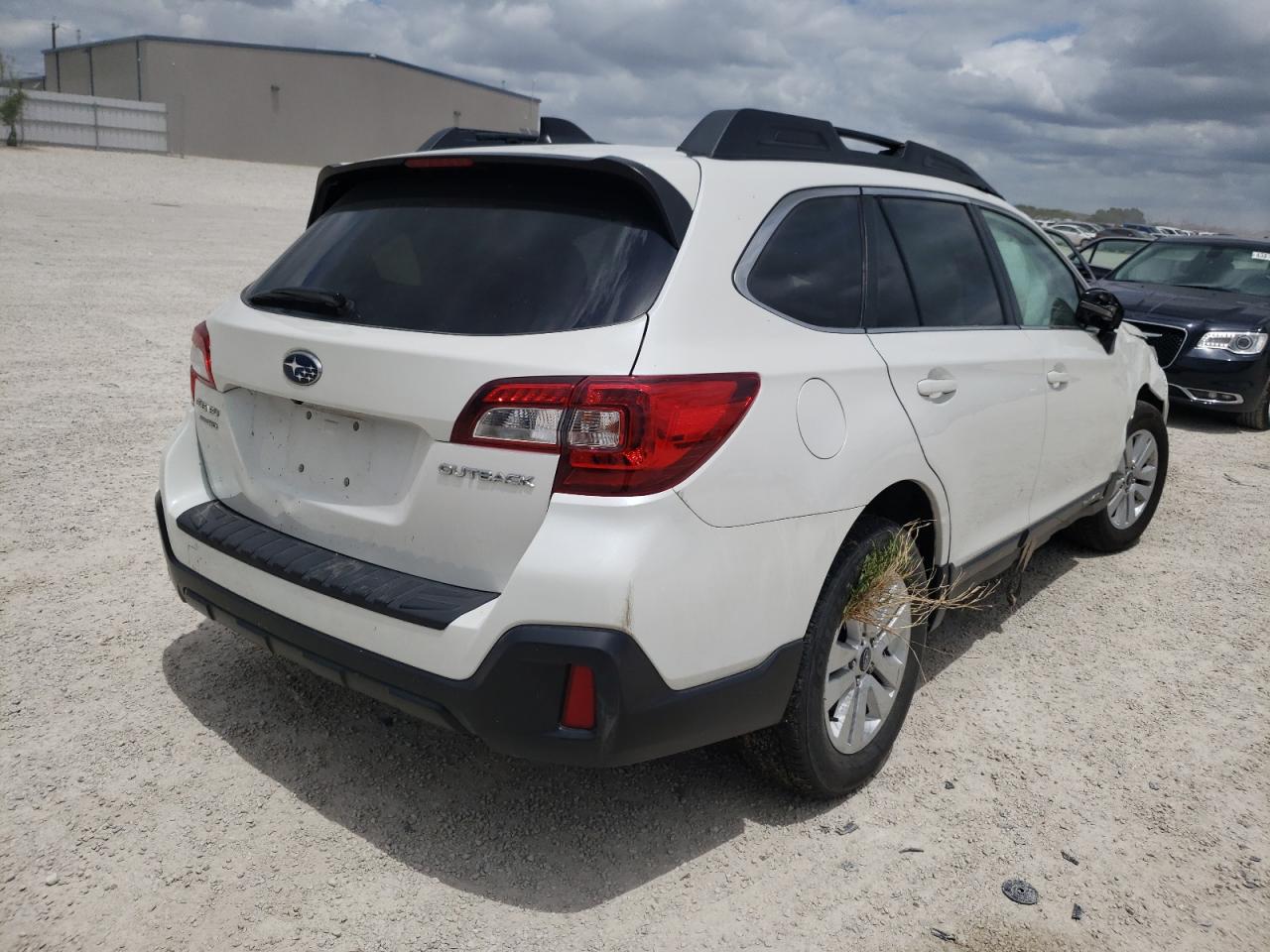 Photo 4 from auction – 2019 SUBARU OUTBACK 2. with VIN 4S4BSAHC4K3295902