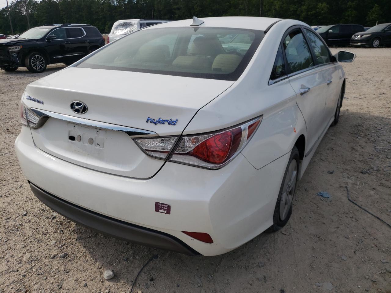 Photo 4 from auction – 2012 HYUNDAI SONATA HYB with VIN KMHEC4A43CA032828