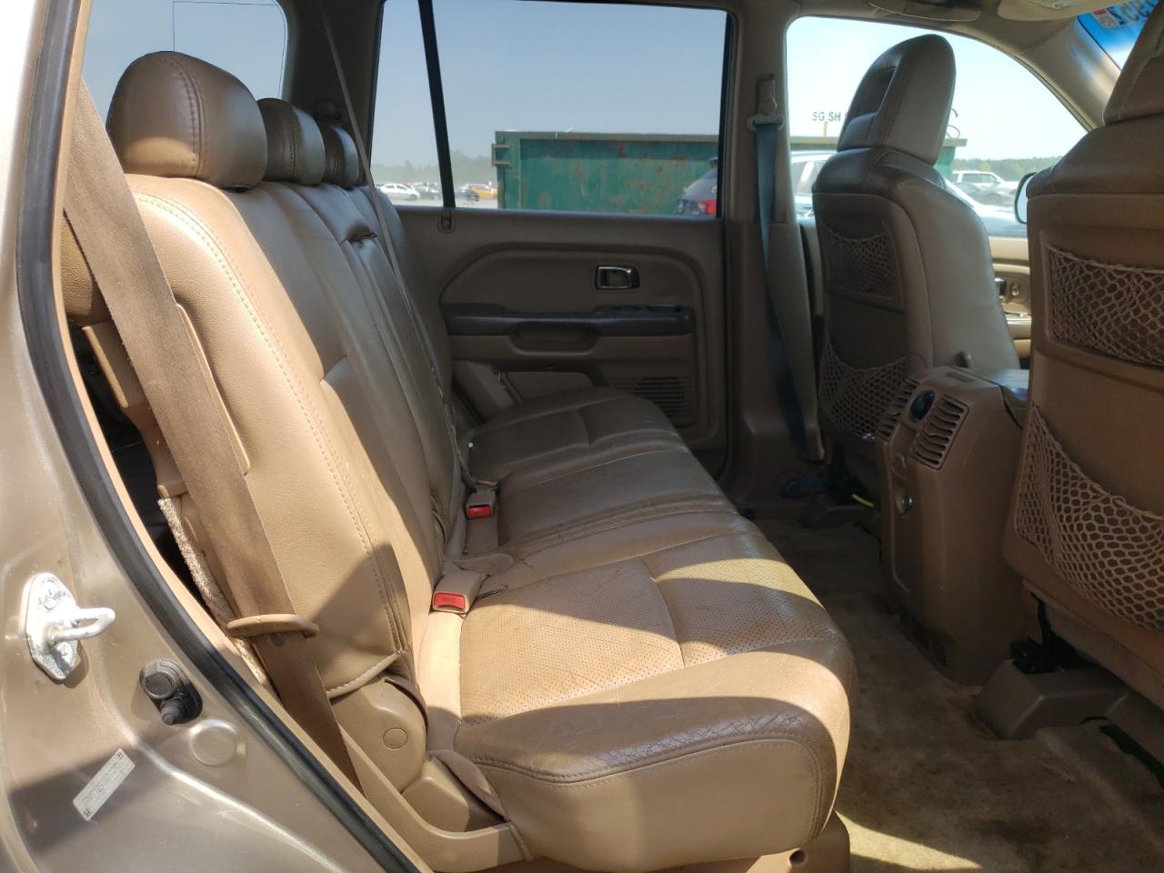 Foto 6 de la subasta – 2005 HONDA PILOT EXL con VIN 5FNYF18565B051292