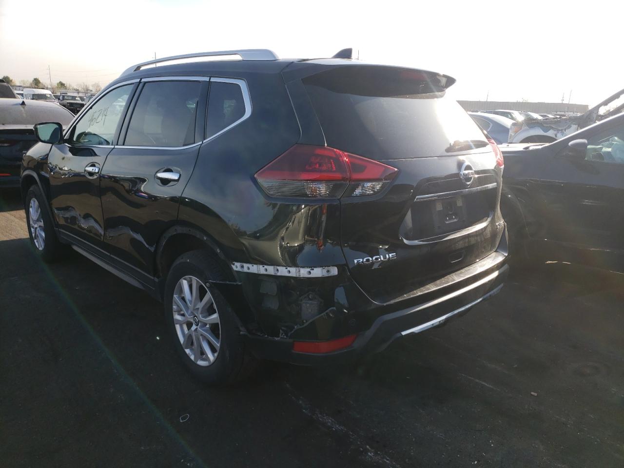 Photo 3 from auction – 2020 NISSAN ROGUE S with VIN KNMAT2MV2LP540538