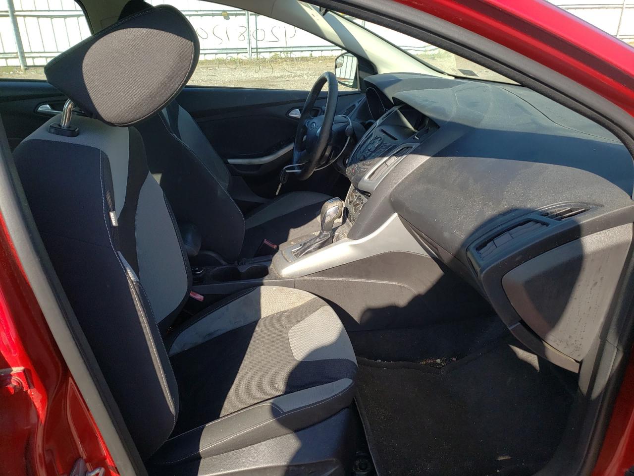 Photo 5 from auction – 2012 FORD FOCUS SE with VIN 1FAHP3F27CL420808