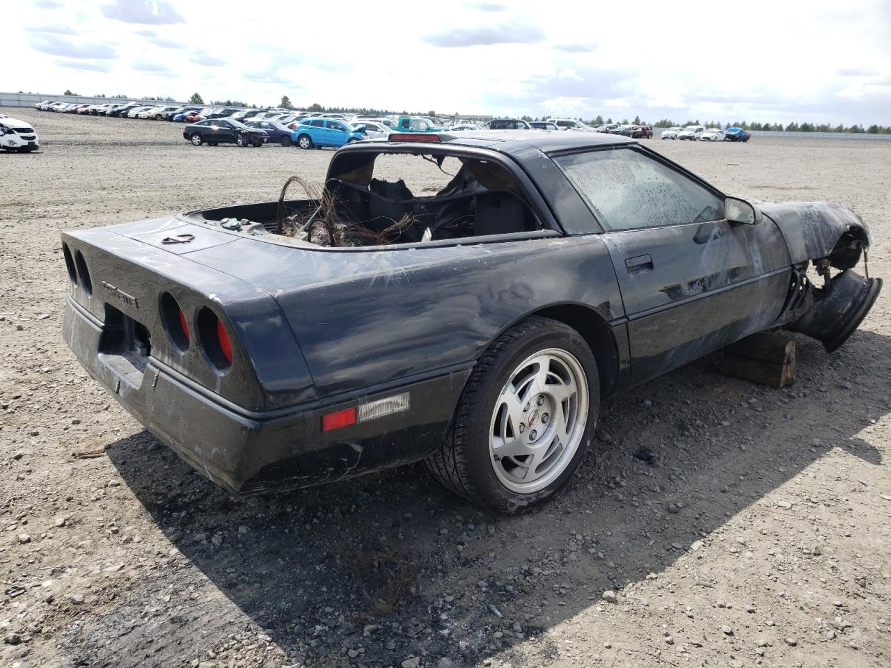Photo 4 from auction – 1990 CHEVROLET CORVETTE with VIN 1G1YY2388L5102025