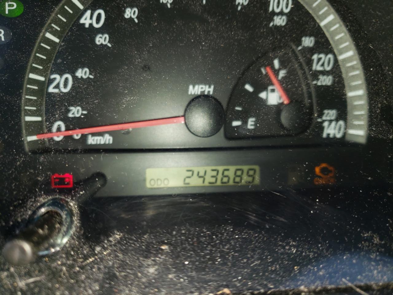 Photo 8 from auction – 2002 TOYOTA CAMRY LE with VIN 4T1BE32K52U055996