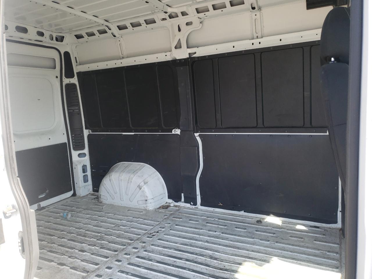 Photo 6 from auction – 2019 RAM PROMASTER with VIN 3C6TRVBG4KE554069