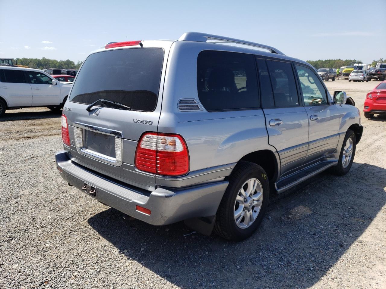 Photo 4 from auction – 2005 LEXUS LX 470 with VIN JTJHT00W153552317