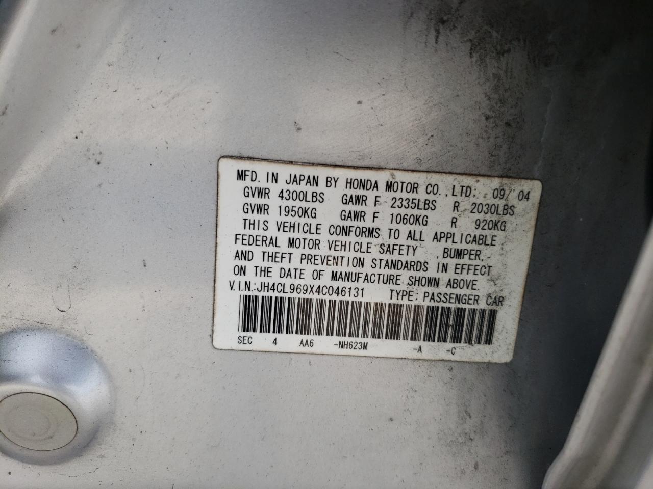 Photo 10 from auction – 2004 ACURA TSX with VIN JH4CL969X4C046131