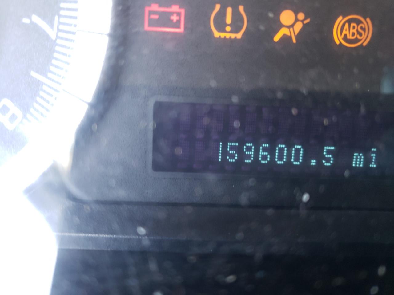 Photo 8 from auction – 2010 FORD ESCAPE LIM with VIN 1FMCU9EG2AKA06637