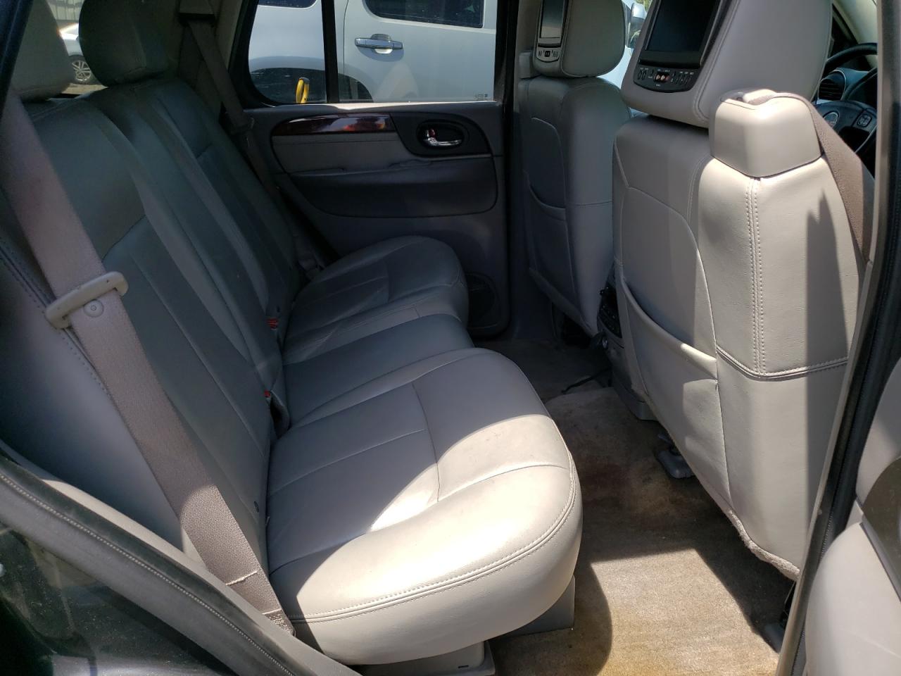 Photo 6 from auction – 2007 GMC ENVOY with VIN 1GKDS13S472159797