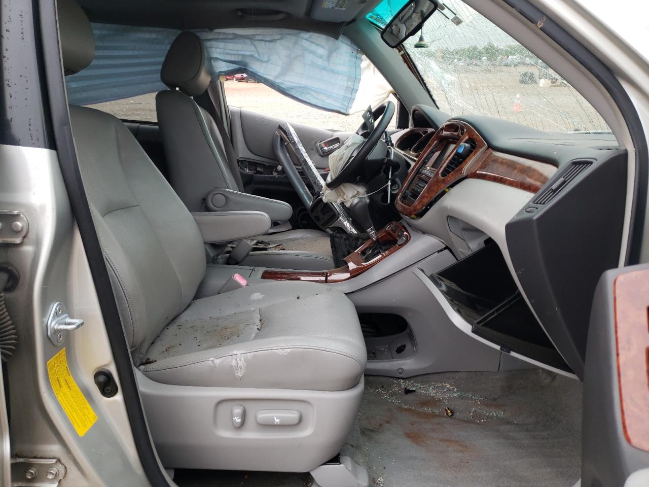 Photo 5 from auction – 2007 TOYOTA HIGHLANDER with VIN JTEDW21A770021310