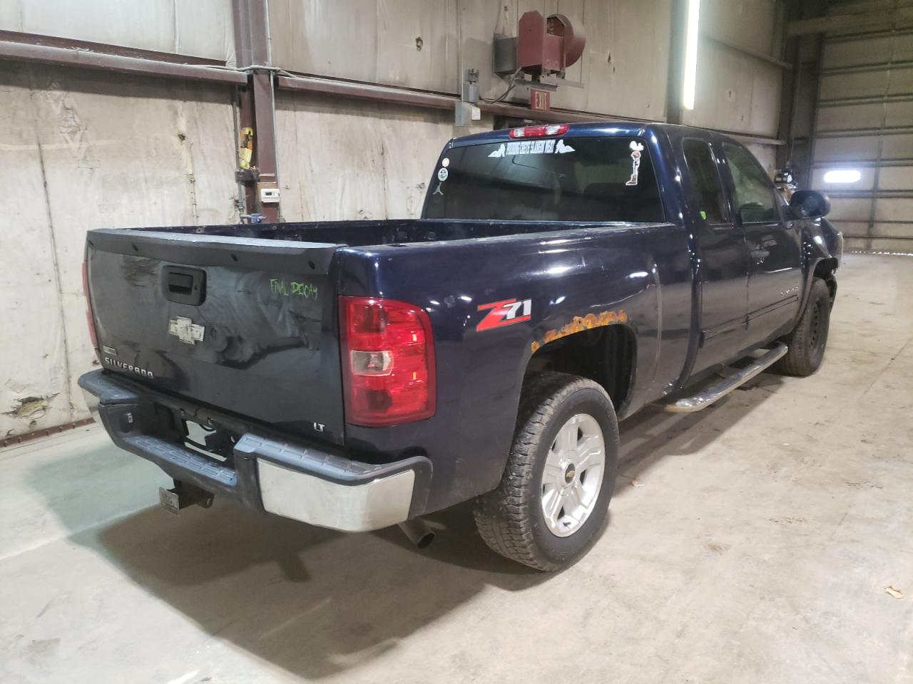 Photo 4 from auction – 2010 CHEVROLET SILVERADO with VIN 1GCSCSE09AZ292765
