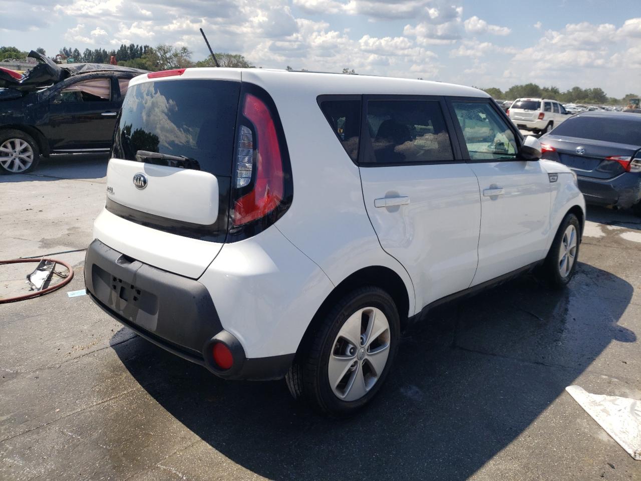 Photo 4 from auction – 2015 KIA SOUL with VIN KNDJN2A28F7797938
