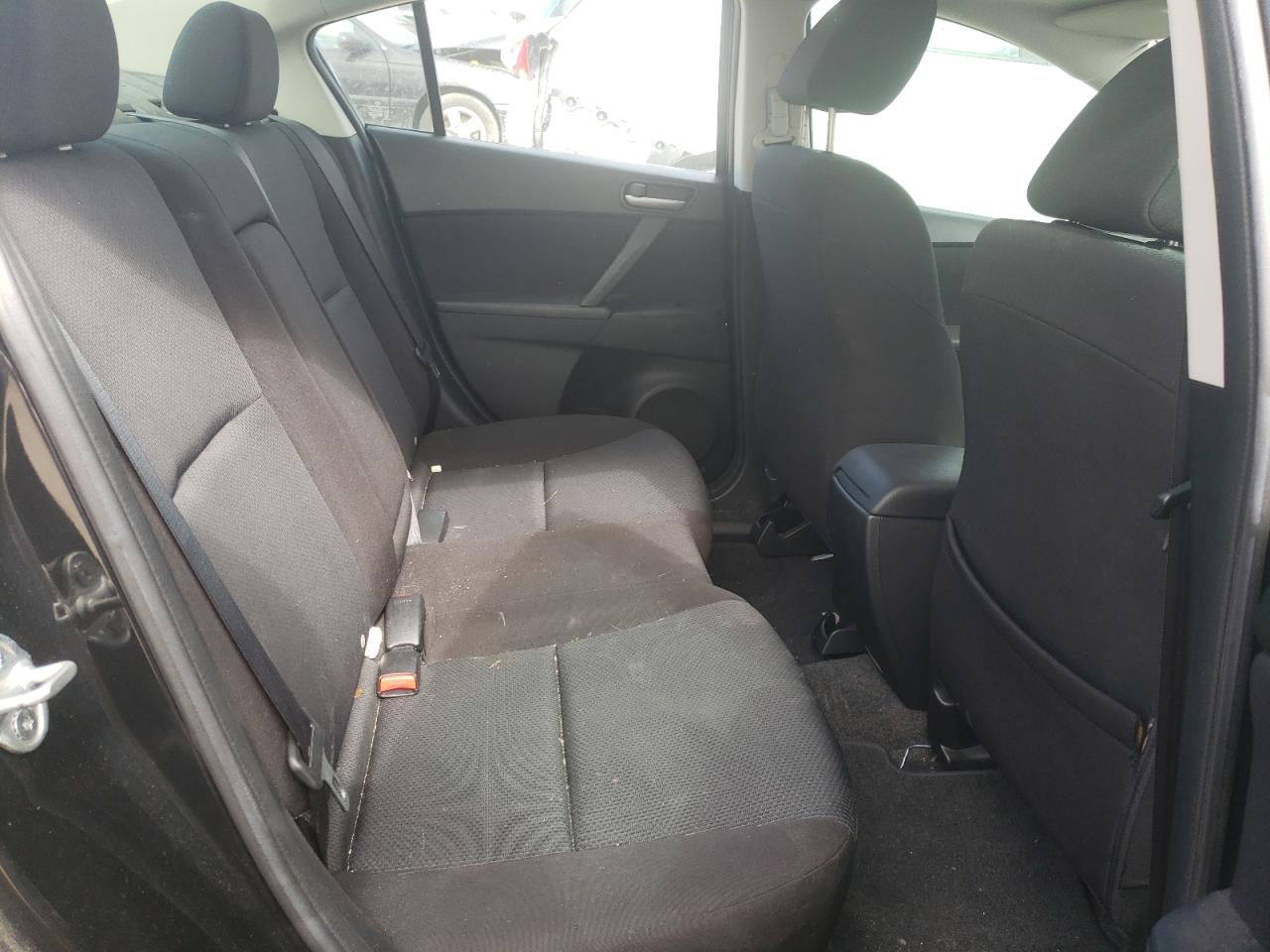 Photo 6 from auction – 2011 MAZDA 3 I with VIN JM1BL1VF9B1461567