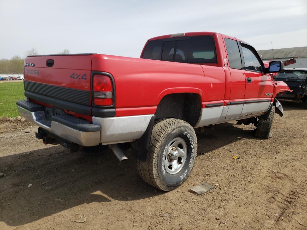 Photo 4 from auction – 1999 DODGE RAM 1500 with VIN 3B7HF13Z2XG161814